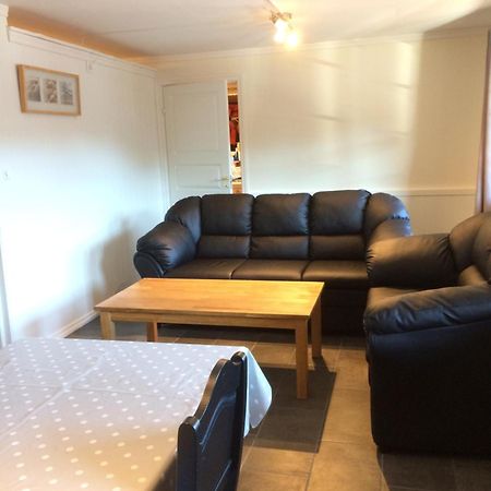Sotra Rorbusenter Aparthotel Karavika Bagian luar foto