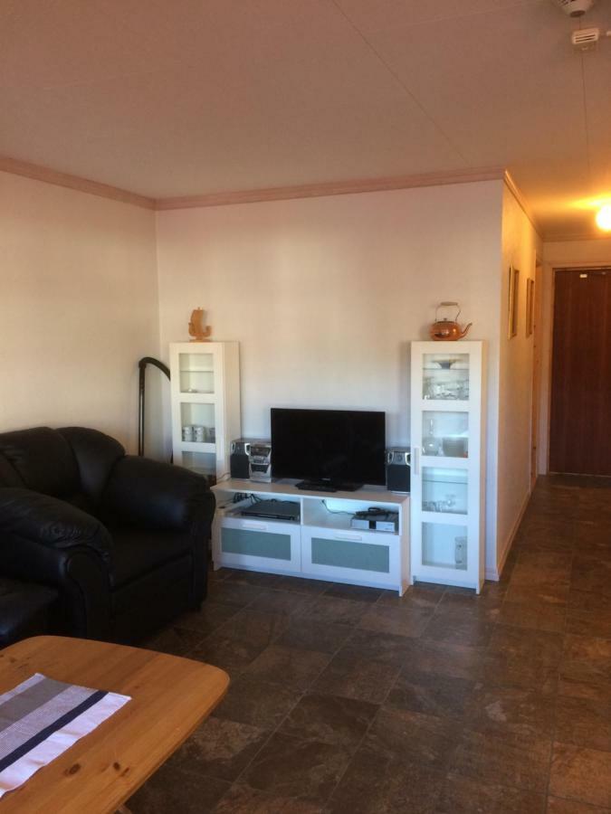 Sotra Rorbusenter Aparthotel Karavika Bagian luar foto